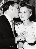 Frank Sinatra marries Mia Farrow.